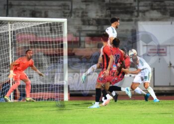 AHMET SÖNMEZ’DEN GOLLÜ BAŞLANGIÇ