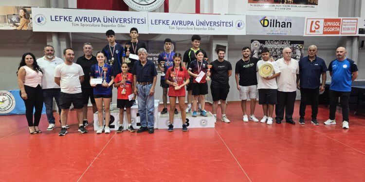 Özüm ve Tuğra şampiyon