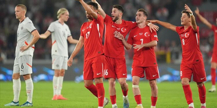 Türkiye ilk galibiyetini aldı