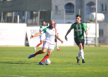 Açılış maçında Türk Gücü, Dumlupınar’ı 6-1 mağlup etti