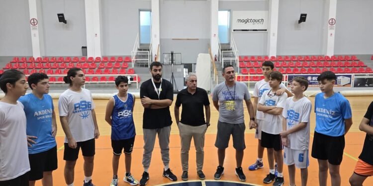 ASB’nin U16 ve U18 takımlarını Muhtaroğlu çalıştıracak