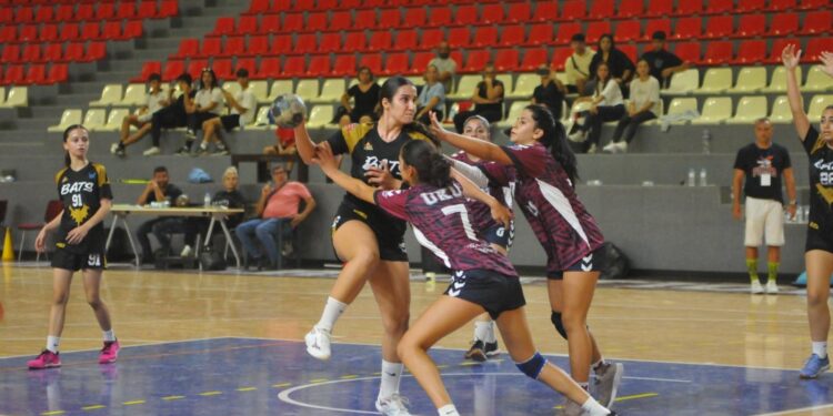 CIU Arenadaki maçta DİGEM, UKÜ’yü 25-11’lik skorla mağlup etti