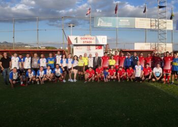 Meclis Başkanı Töre, Celal Değgin anısına düzenlenen anı futbol maçını izledi
