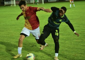 Dumlupınar farklı skor: 5-1