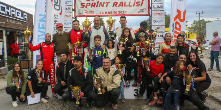 KKRK’nin Ralli Şampiyonası yapıldı. Yarışı Macila-Çakır ikilisi kazandı, şampiyon Sadık-Buse ikilisi oldu