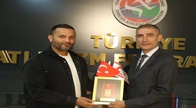 Türkiye Atletizm Federasyonu Başkanı Ahmet Karadağ’a KKTC’li mevkidaşından ziyaret