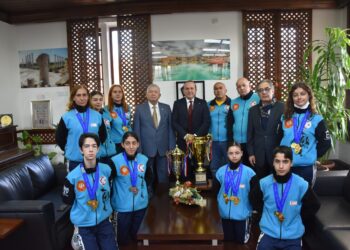 Ataoğlu, KKTC Taekwondo Milli Takımı’nı kabul etti
