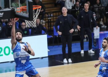 Erten’den ilk maçta 6 sayı