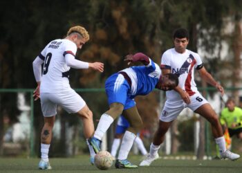 ÜNİVERSİTELERDE FUTBOL HEYECANI BAŞLADI
