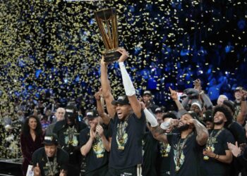 NBA Kupası Mılwaukee Bucks’ın