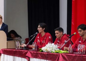 Mete Gazoz ve arkadaşları, KKTC’deydiler
