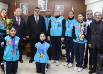 Maliye Bakanı Berova, KKTC Tekvando Milli Takımı sporcuları ve teknik heyeti kabul etti