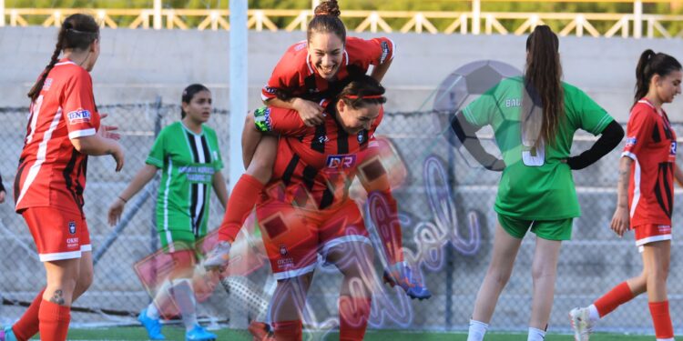 YENİCAMİ ÇEYREK FİNALDE