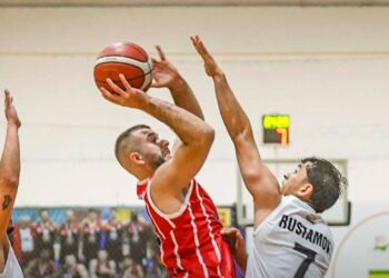Gönyeli ilk maçta farka gitti: 68-51