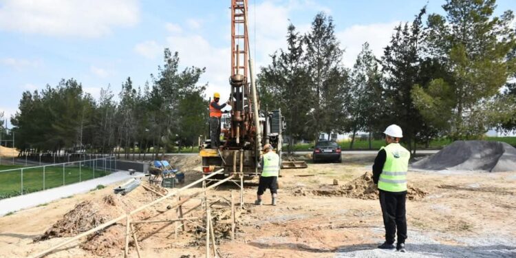 Alayköy Futbol Sahası projesinde sondaj çalışmaları ve zemin etüdü süreci başladı