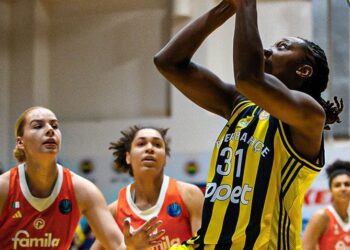 Fenerbahçe final four’da