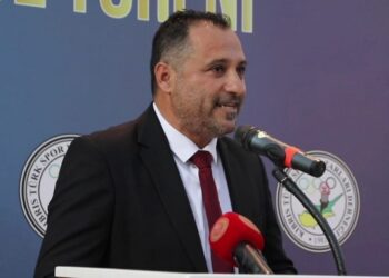 Necati Özsoy: Sertoğlu önce kaosa sürüklediği futbolu yönetsin