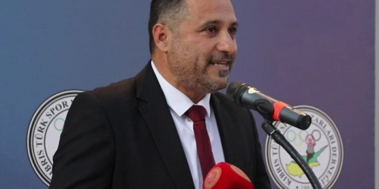 Necati Özsoy: Sertoğlu önce kaosa sürüklediği futbolu yönetsin