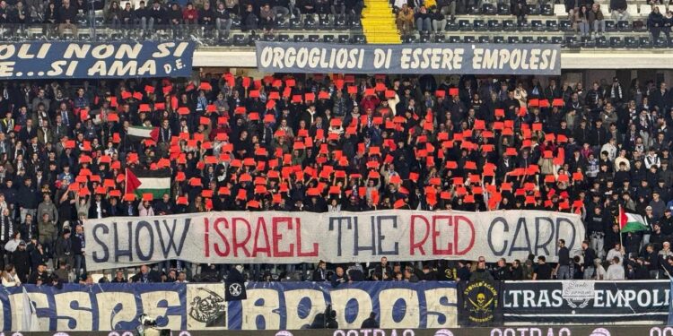 Empoli tribünlerinde İsrail’e kırmızı kart
