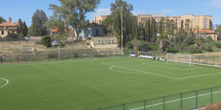 Taksim Sahası ışıklandırılıyor