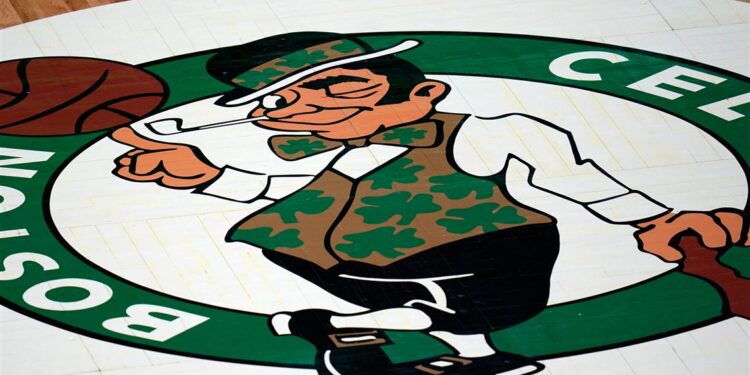 Boston Celtics el değiştirdi
