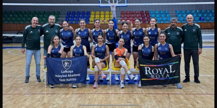 Voleybolda LVA finalde