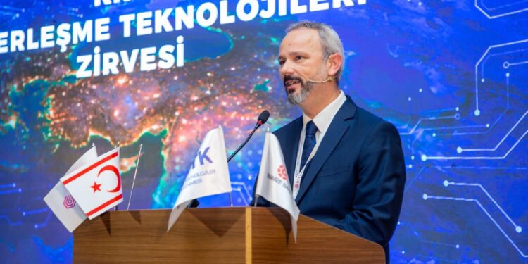 “YENİ MEDYADA YAPAY ZEKA” KONULU PANEL DÜZENLENİYOR