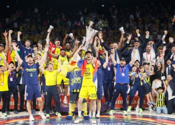 Fenerbahçe 2.kez şampiyon