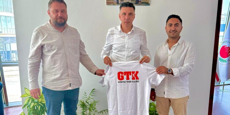 Gönyeli Tenis Kulübü, Göyeli-Alayköy Belediye Başkanı Amcaoğlu’nu ziyaret etti