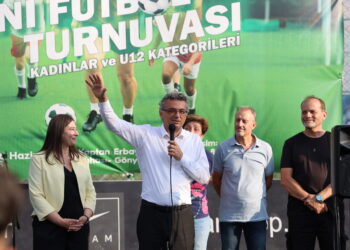 Geleneksel 27’nci Naci Talat Halı Saha Anı Futbol Turnuvası başladı