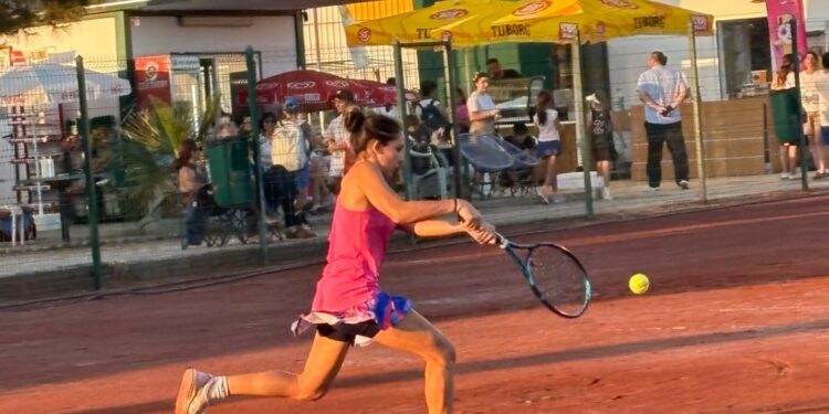 Tenis’te turnuva devam ediyor