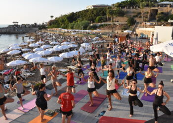 Girne’de Uluslararası Yoga Günü etkinliği düzenlendi