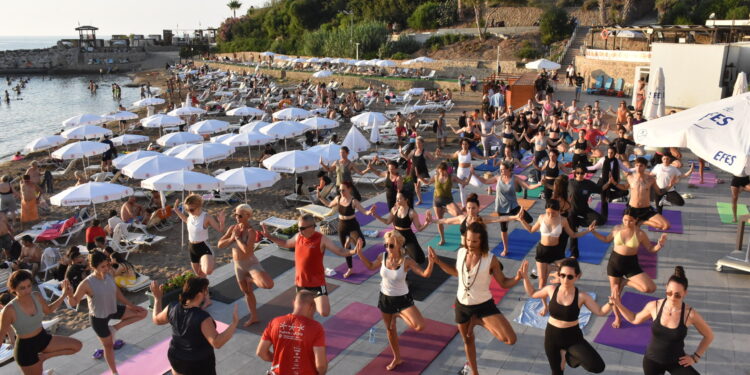 Girne’de Uluslararası Yoga Günü etkinliği düzenlendi