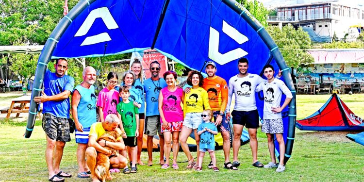 Arda Erkan asısına 11. Kite Surf etkinliği yapıldı