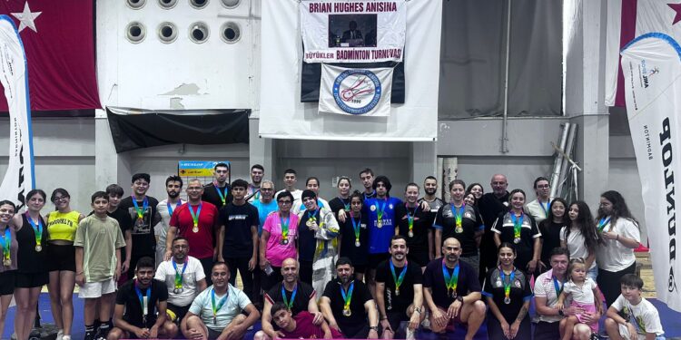 Brian Hughes için mücadele ettiler