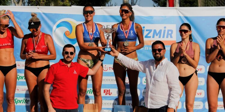 Merve – Yaren, İzmir’de birinci