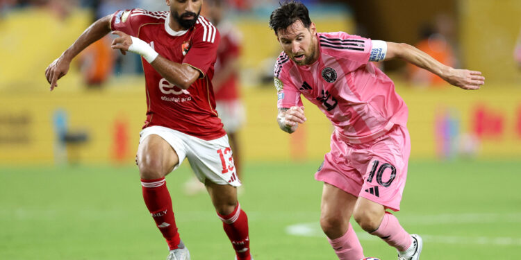 İlk maçta gol çıkmadı