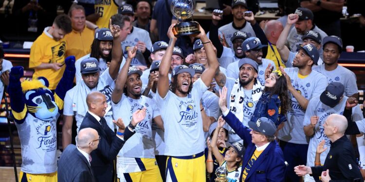 Doğu’da şampiyon Indiana