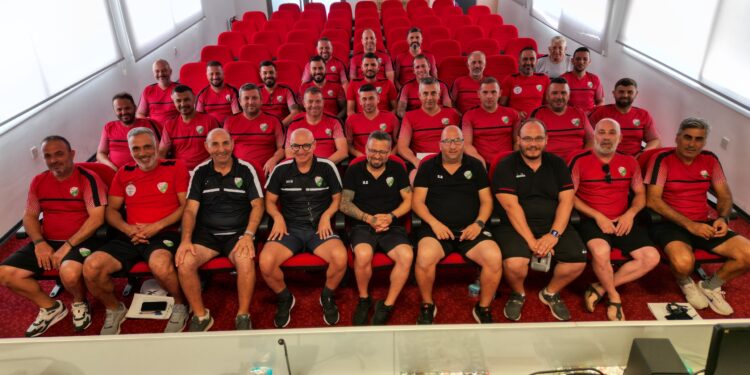 TEKNİK DİREKTÖR KURSUNDA 1.AŞAMA TAMAMLANDI