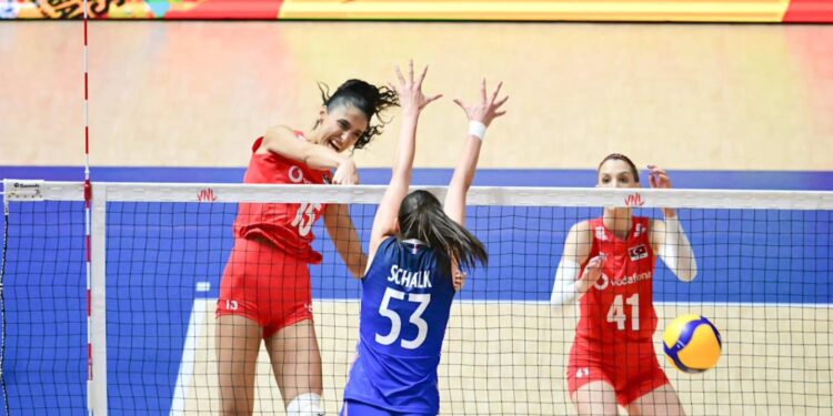 Filenin Sultanları, Fransa’yı yendi: 3-1