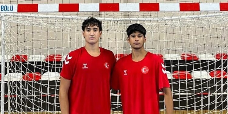 Hentbolcularımız Milli takım kampında