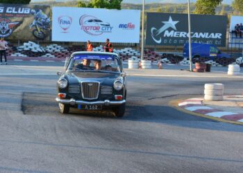 “Türkiye İş Bankası 2025 Klasik Otomobil Slalom Şampiyonası” final yarışı, yarın akşam NEU Event Park’ta yapılacak