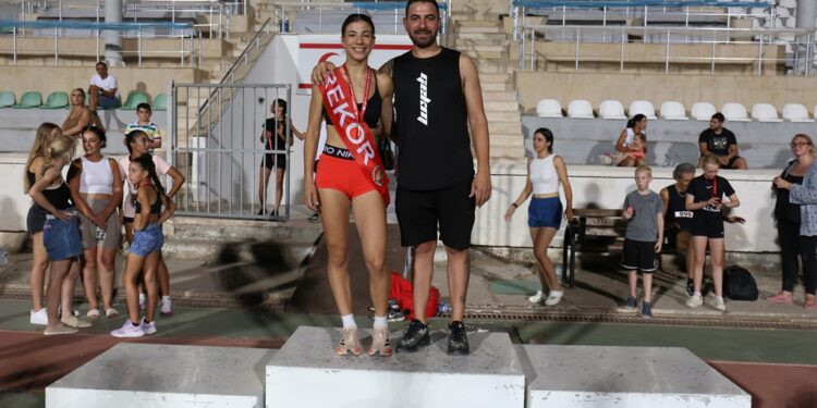 Atletizm Kulüpler ve Ferdi Şampiyonası yapıldı