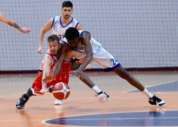 Finalde ilk maç Akdeniz’in: 61-58