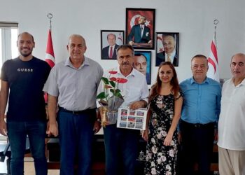 Uluçay, Basketbol Federasyonu heyetini kabul etti