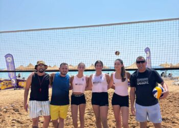 Mehmetçik Üzüm Festivali Amatör Plaj Voleybol Turnuvası başladı