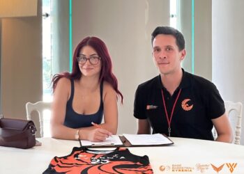 YAĞMUR BOZOĞLAN BASE’DE