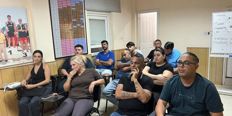 HENTBOLDA ZORUNLU ANTRENÖR GELİŞİM SEMİNERİ TAMAMLANDI