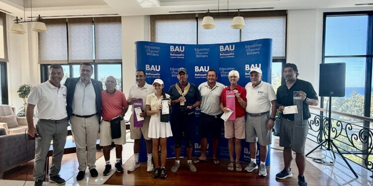 ŞAMPİYON MARK EVETTS