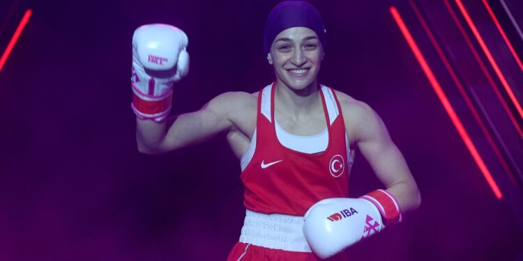 Buse Naz Çakıroğlu finale yükseldi